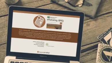 Laptop s otevřeným prohlížečem ukazujícím webovou stránku eKatalogu BPEJ.